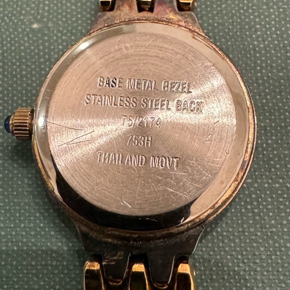 Vintage Two Tone Black & Gold Armitron Diamond Now Ladies Watch- Works! - Picture 9 of 13